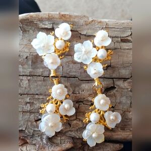 Pearl Gold Tone Earrings